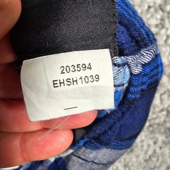 Ed Hardy Shirt Mens‎ Large Blue Plaid Button Up Long Sleeve Outdoors Casual - Picture 7 of 13